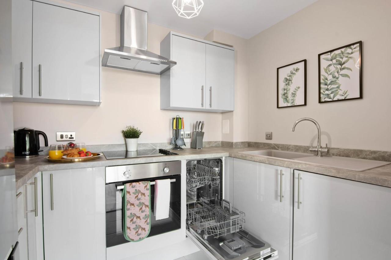 Spacious & Cosy, Netflix, Parking, Colindale Station هيندون المظهر الخارجي الصورة