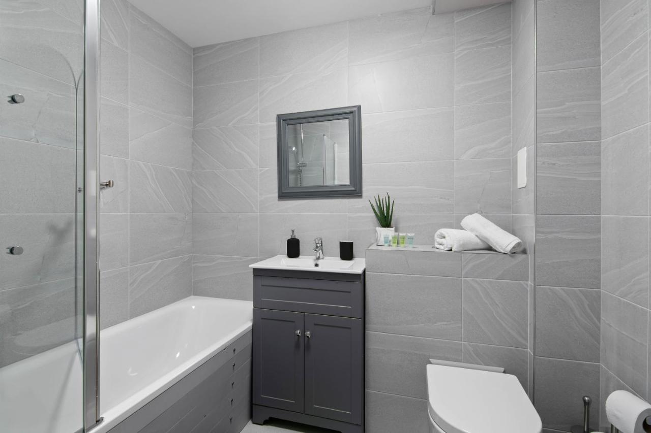 Spacious & Cosy, Netflix, Parking, Colindale Station هيندون المظهر الخارجي الصورة
